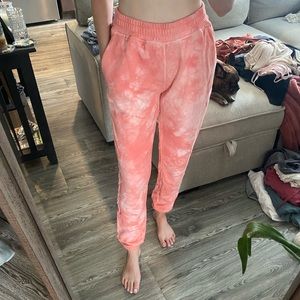 Outdoor Voices Sweats